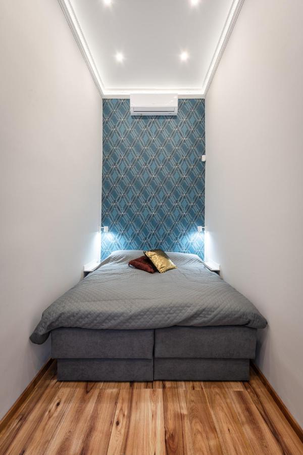 Apartman Premium Art Deco At Broadway // 4bdr & 3br